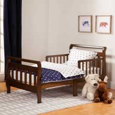 Детская кровать: выбор модели по возрастным особенностям ребенка