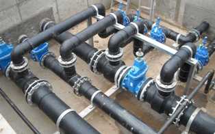 Монтаж водопровода: советы по выбору материалов и инструментов