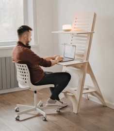 Удобные столы и стулья для кабинета: эффективность и комфорт при работе