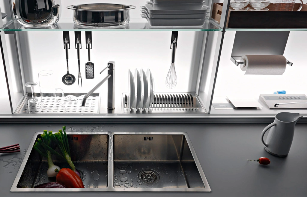 Как добавить стиль и функциональность кухонным шкафам: умные аксессуары